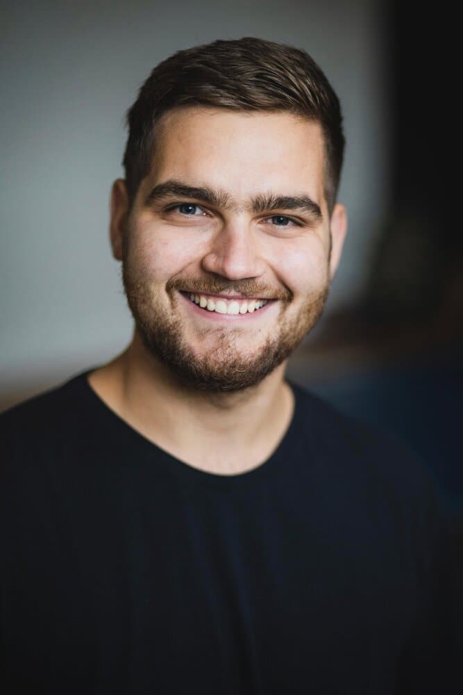 MARKUS KNAUB